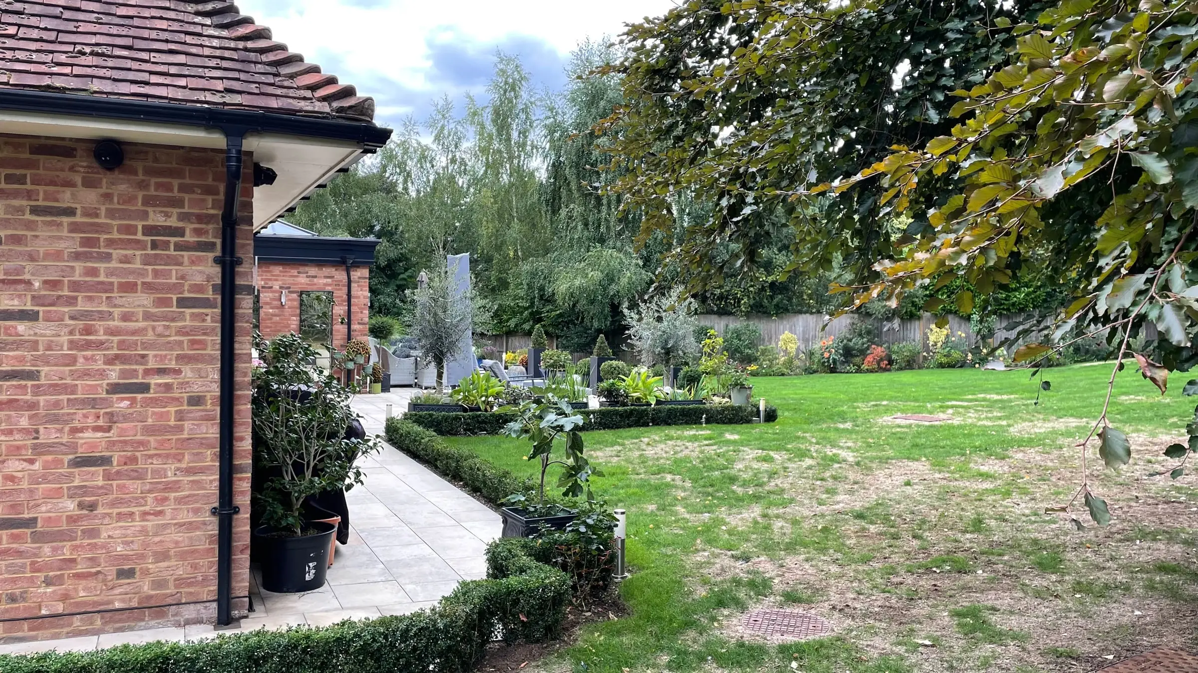 Woburn Sands garden, before work began (1)